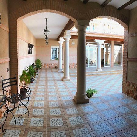 Casa Rural La Toza De Avelino Almagro Bagian luar foto
