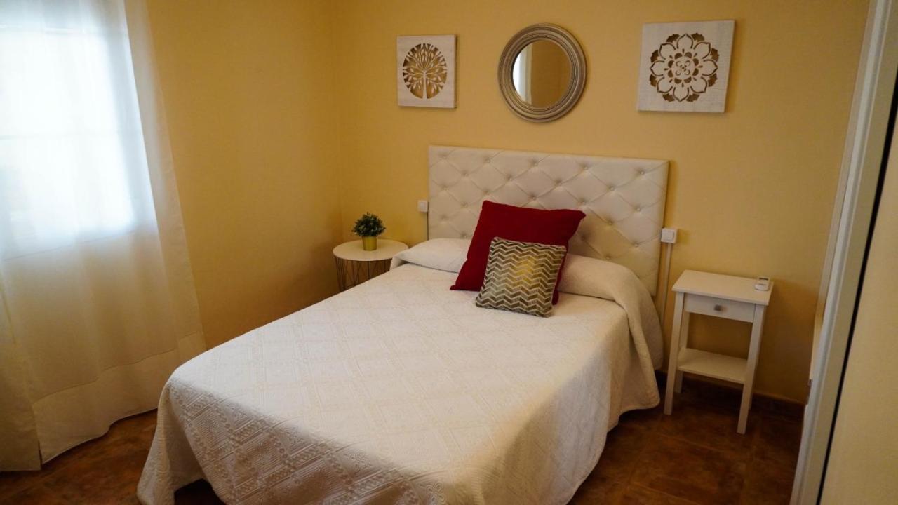 Casa Rural La Toza De Avelino Almagro Bagian luar foto