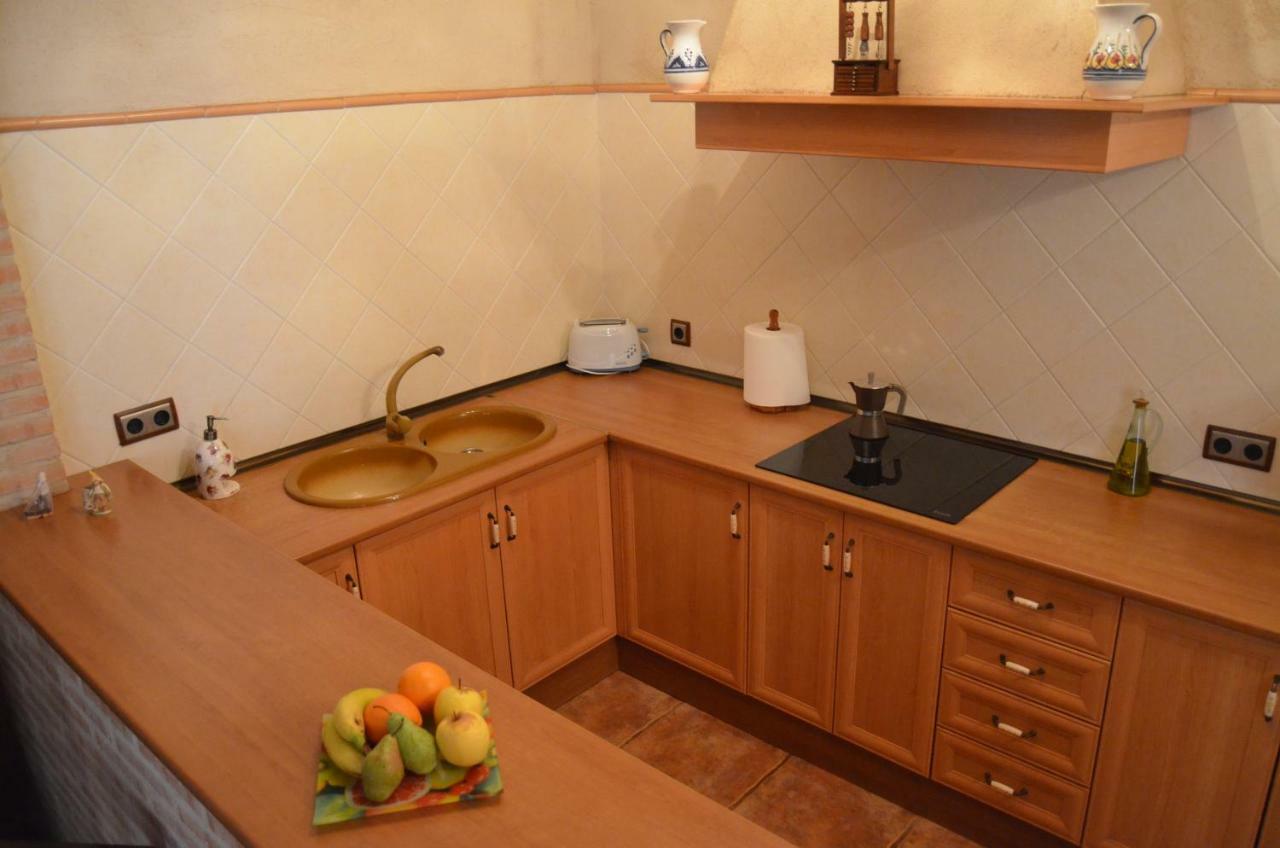Casa Rural La Toza De Avelino Almagro Bagian luar foto
